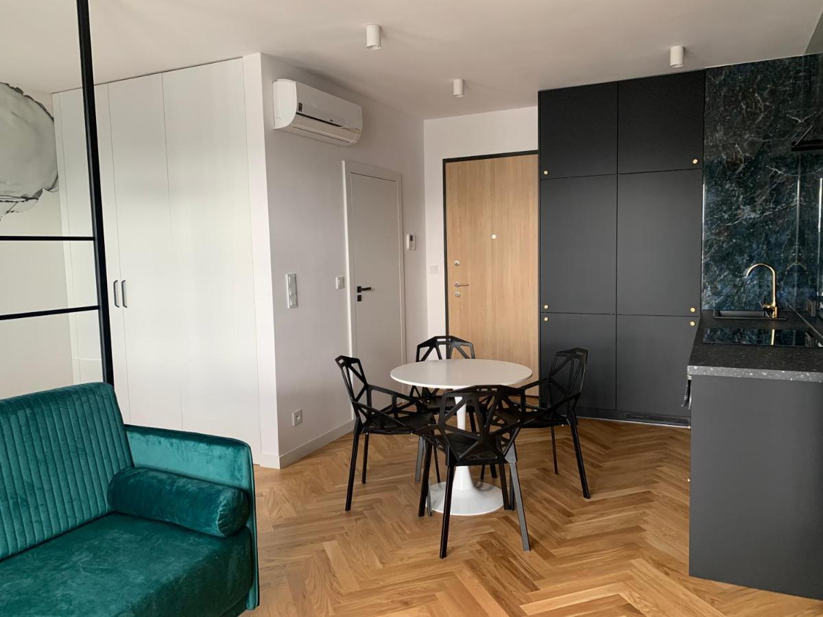 Apartamenty Wola Goleszowska Varşova Dış mekan fotoğraf