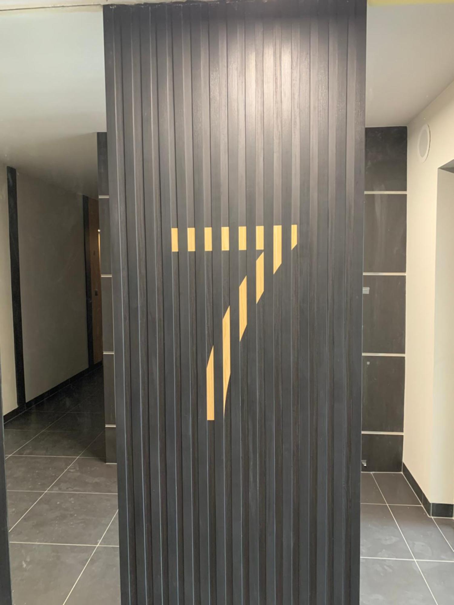 Apartamenty Wola Goleszowska Varşova Oda fotoğraf